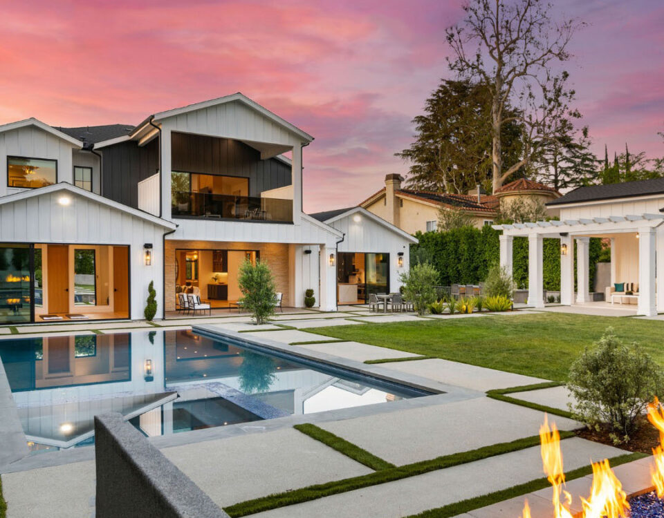 Custom pool and outdoor living design by Zodiac Pools & Outdoor Living, Sanger TX — creating backyard escapes across North Texas.